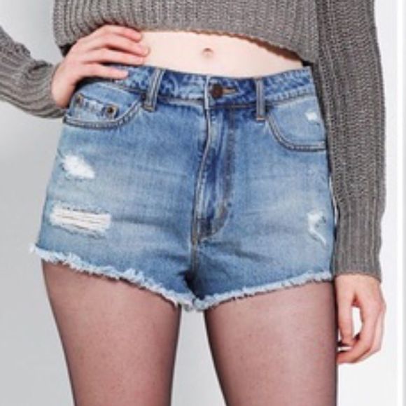 EUC BDG High Rise Dree Cheeky Jean Shorts 27 4 - Picture 3 of 15